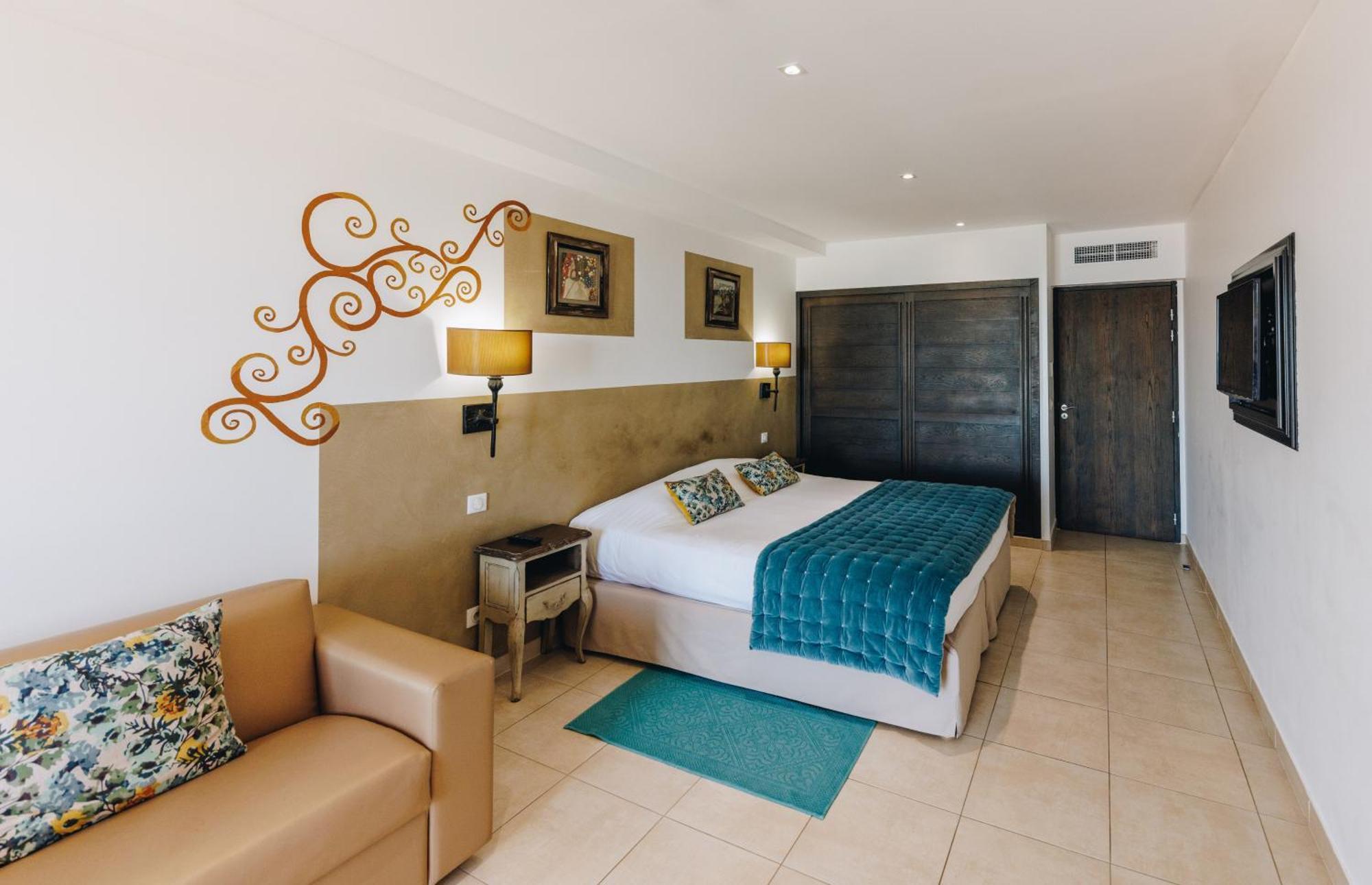 Hotel Liberata & Spa LʼÎle-Rousse Oda fotoğraf
