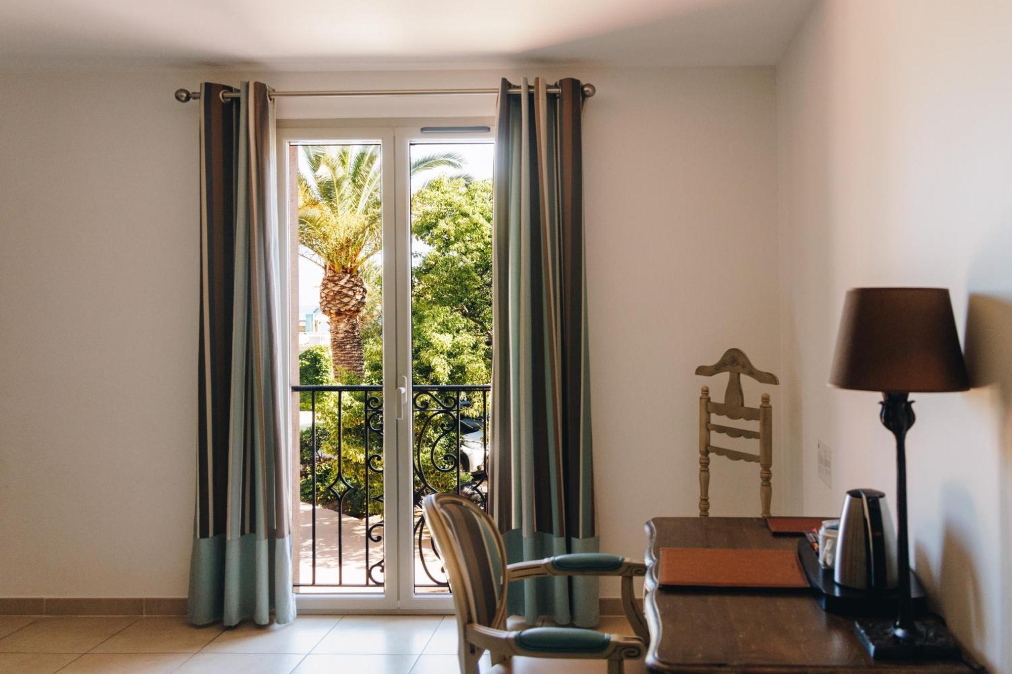 Hotel Liberata & Spa LʼÎle-Rousse Oda fotoğraf