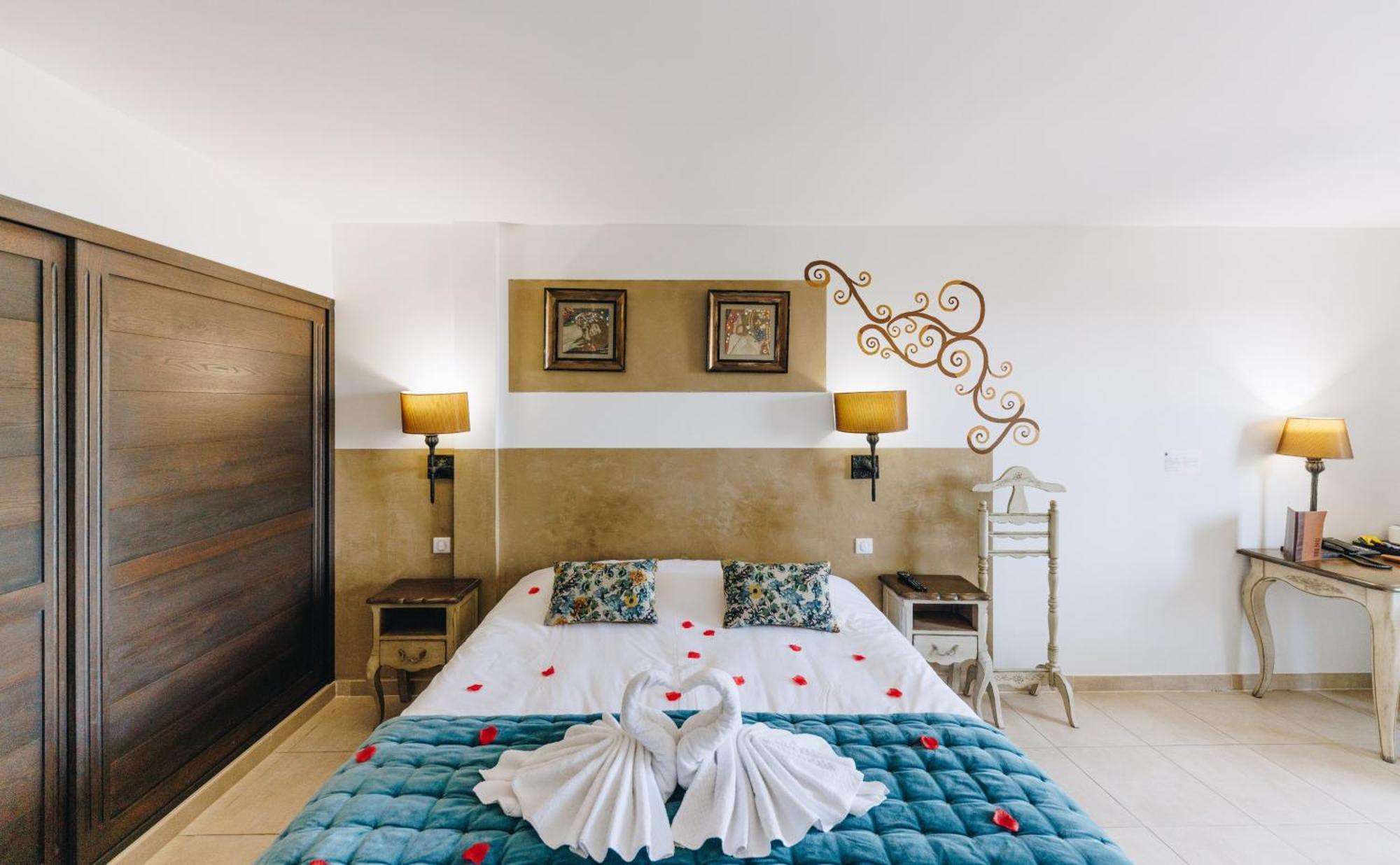 Hotel Liberata & Spa LʼÎle-Rousse Oda fotoğraf